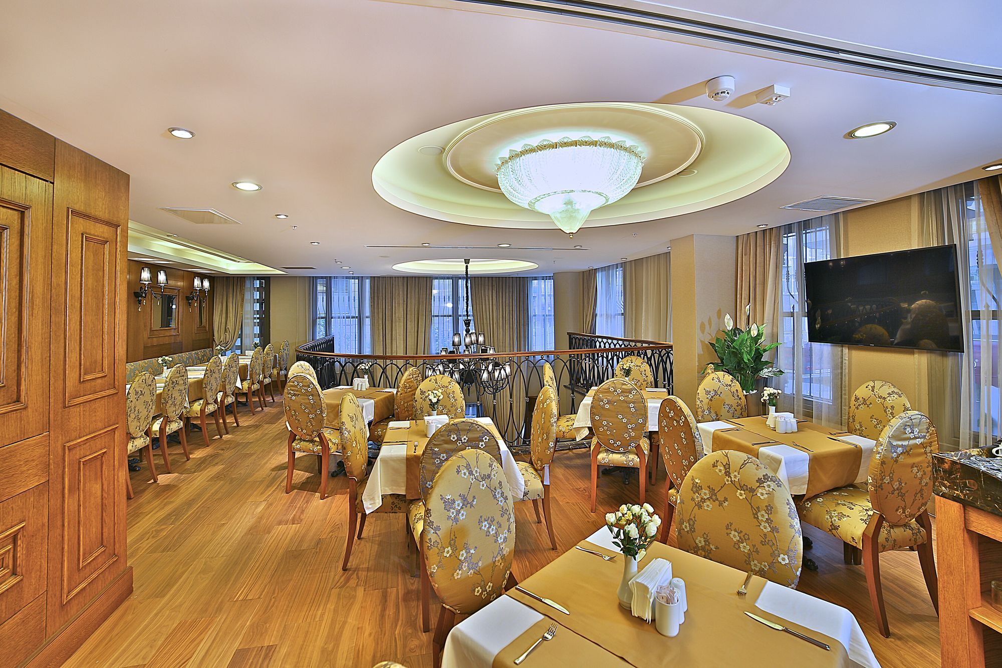 Adelmar Hotel Istanbul Sisli Екстериор снимка